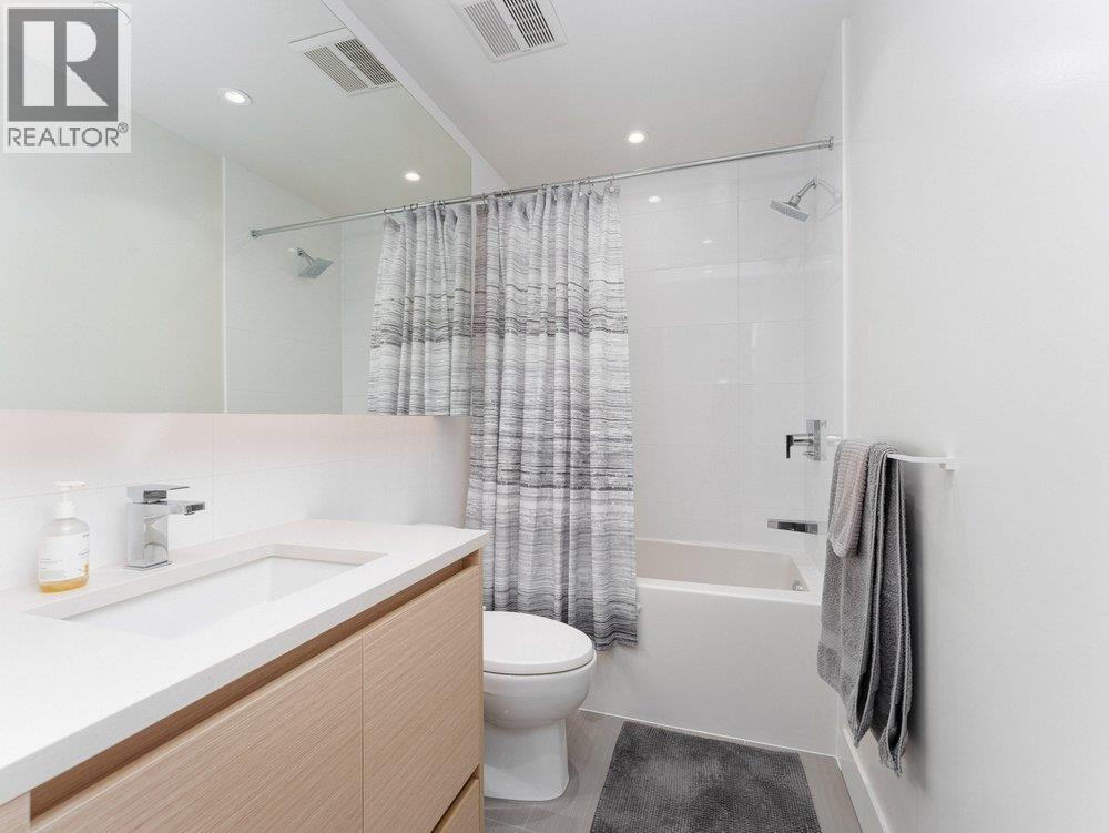 Photo 5 of 2102 3538 Sawmill Crescent, Vancouver BC