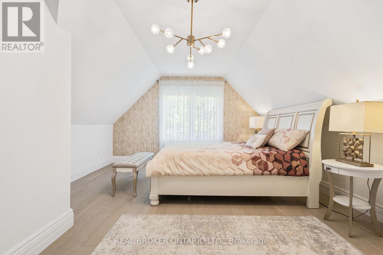 Photo 29 of 215 Black Maple Court, Kitchener ON