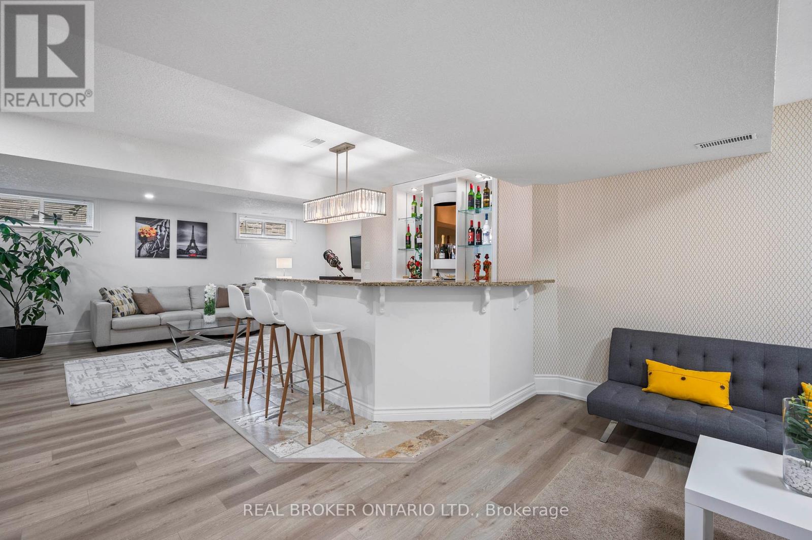 Photo 36 of 215 Black Maple Court, Kitchener ON