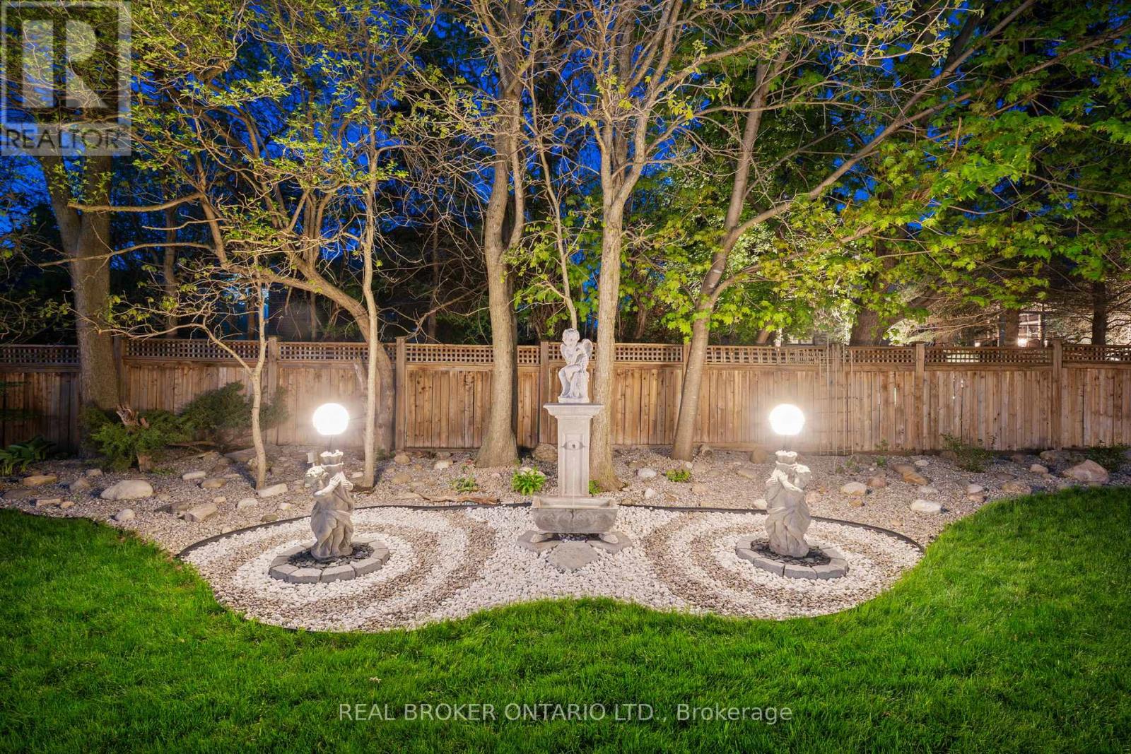 Photo 47 of 215 Black Maple Court, Kitchener ON