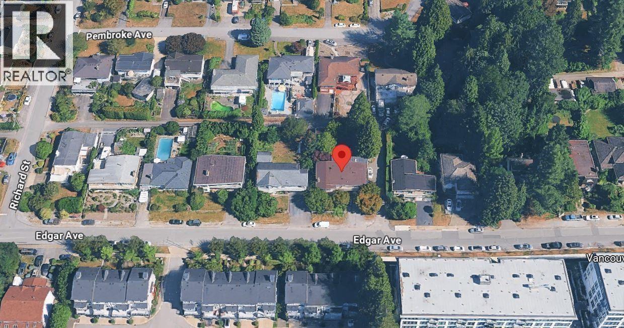 Photo 1 of 711 Edgar Avenue, Coquitlam BC