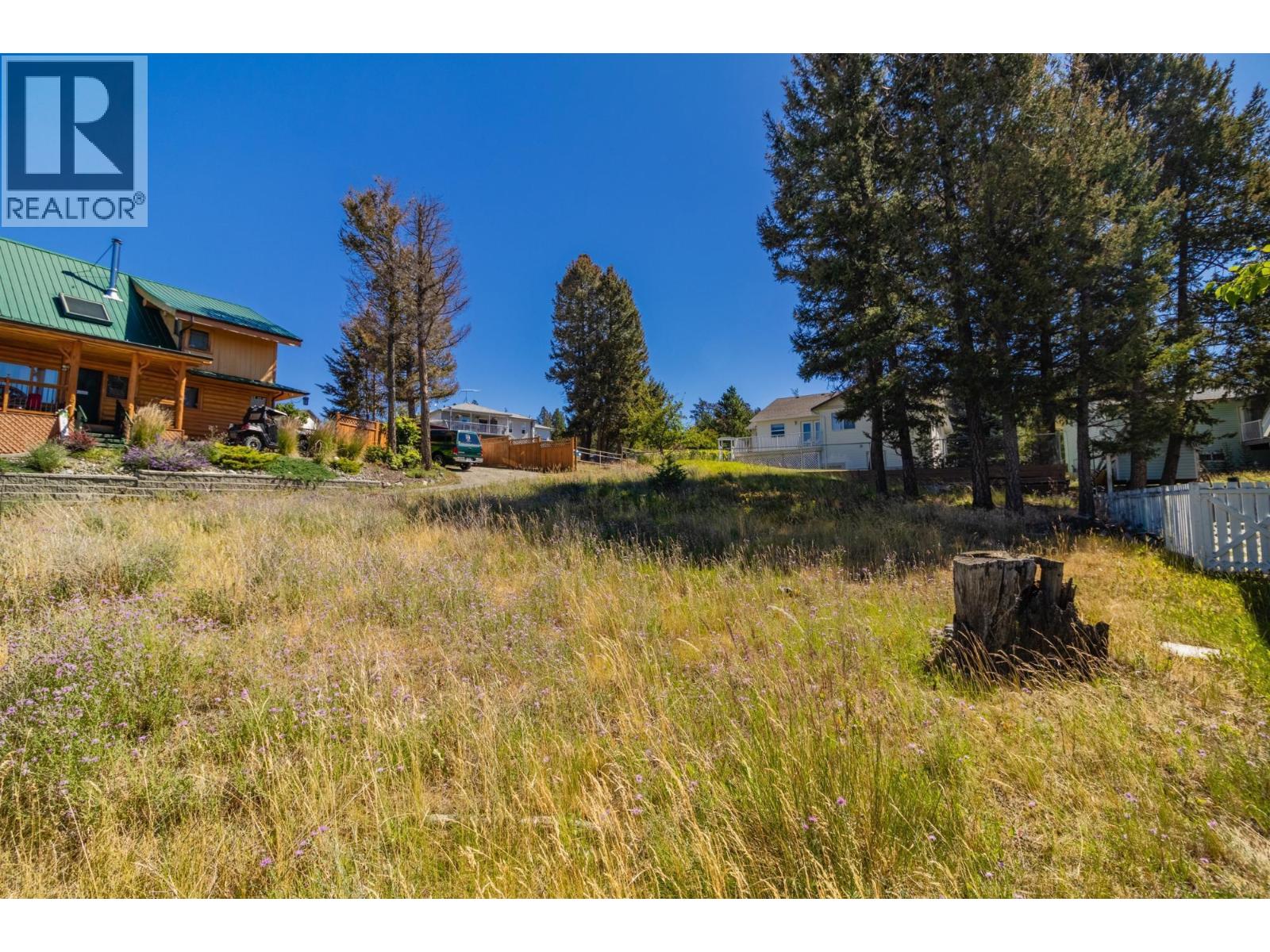 257 CALCITE Drive - Photo 5 of 13, Logan Lake, British Columbia