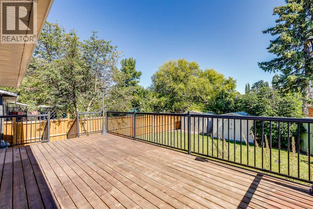Photo 13 of 9 Park Place, Didsbury AB