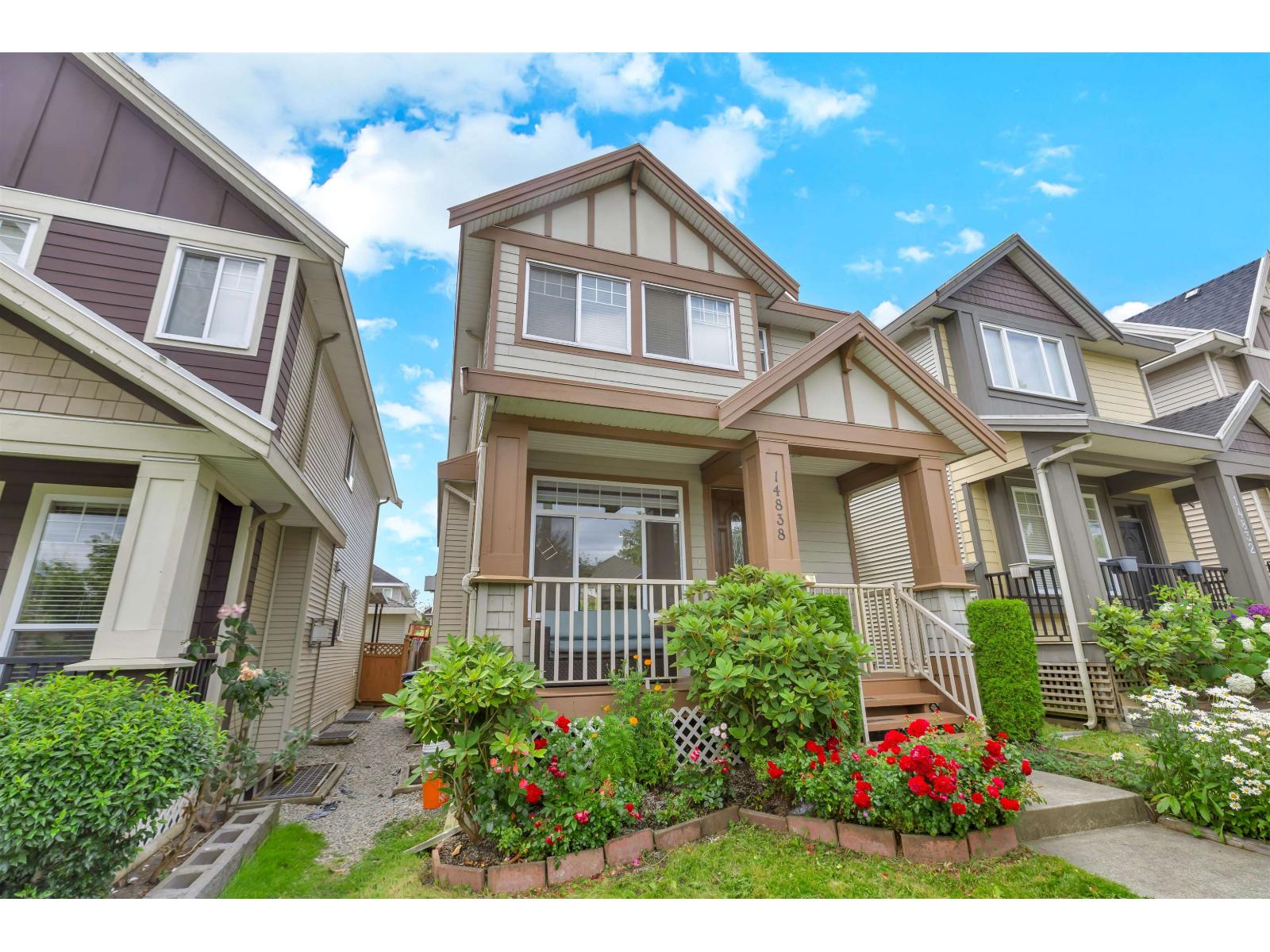 Photo 12 of 14838 72 Avenue, Surrey BC