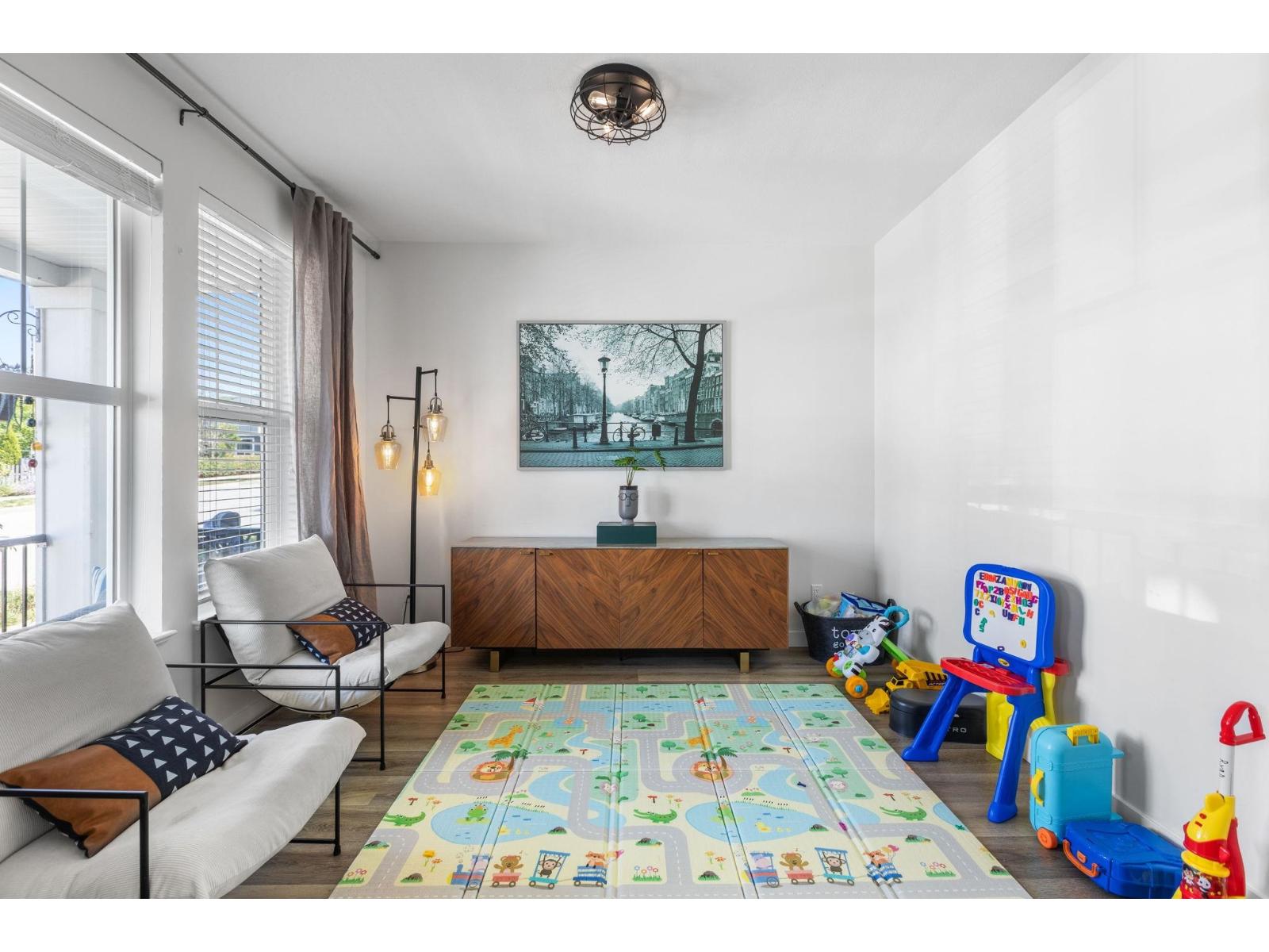Photo 6 of 20278 82 B Avenue, Langley BC