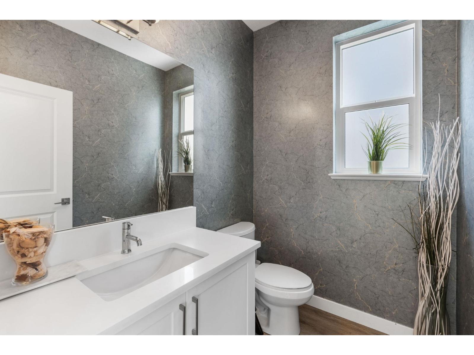 Photo 23 of 20278 82 B Avenue, Langley BC