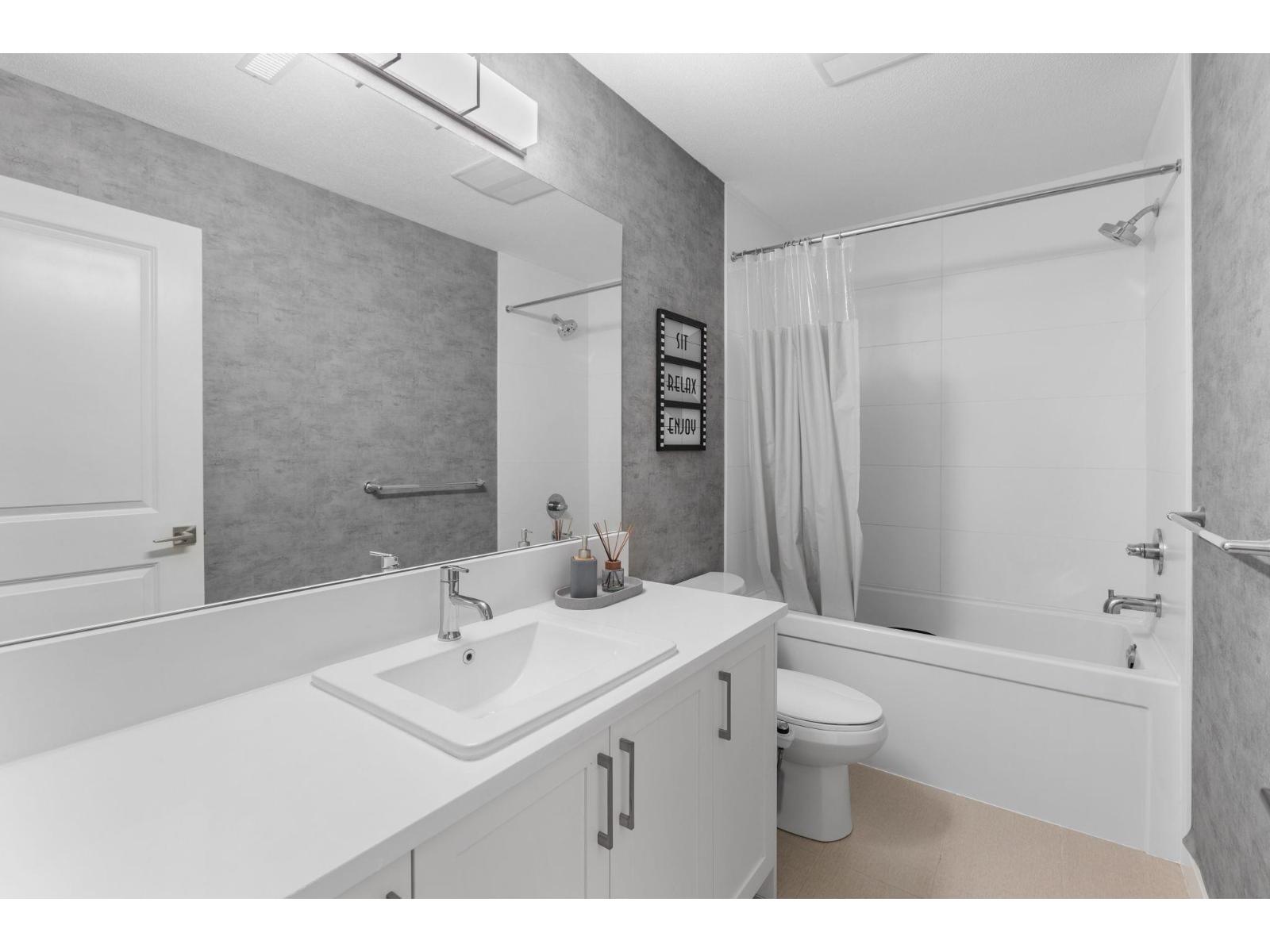 Photo 35 of 20278 82 B Avenue, Langley BC