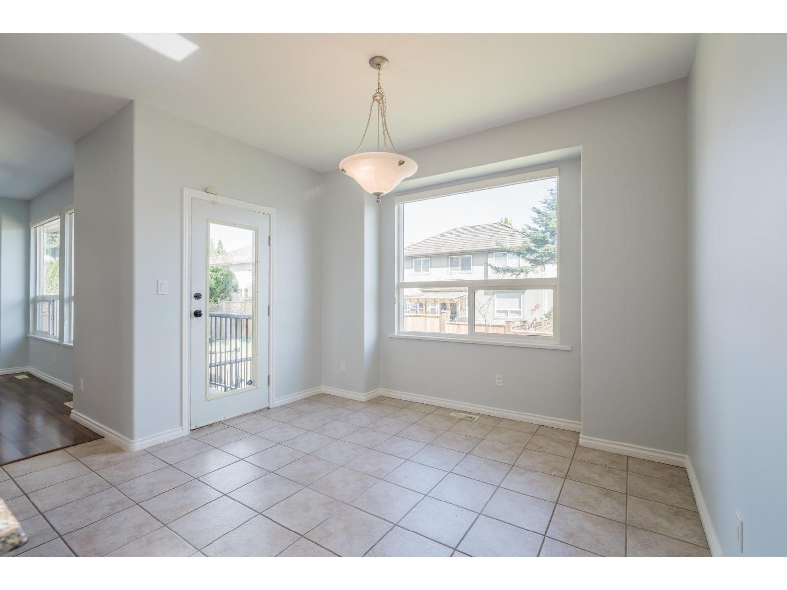 Photo 28 of 16527 108 Avenue, Surrey BC