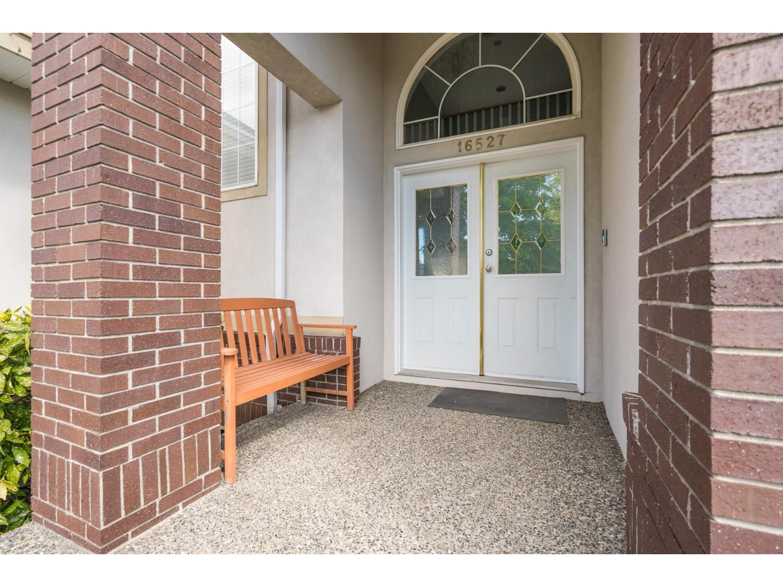 Photo 31 of 16527 108 Avenue, Surrey BC