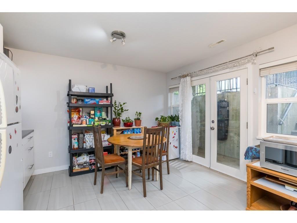 Photo 11 of 16527 108 Avenue, Surrey BC