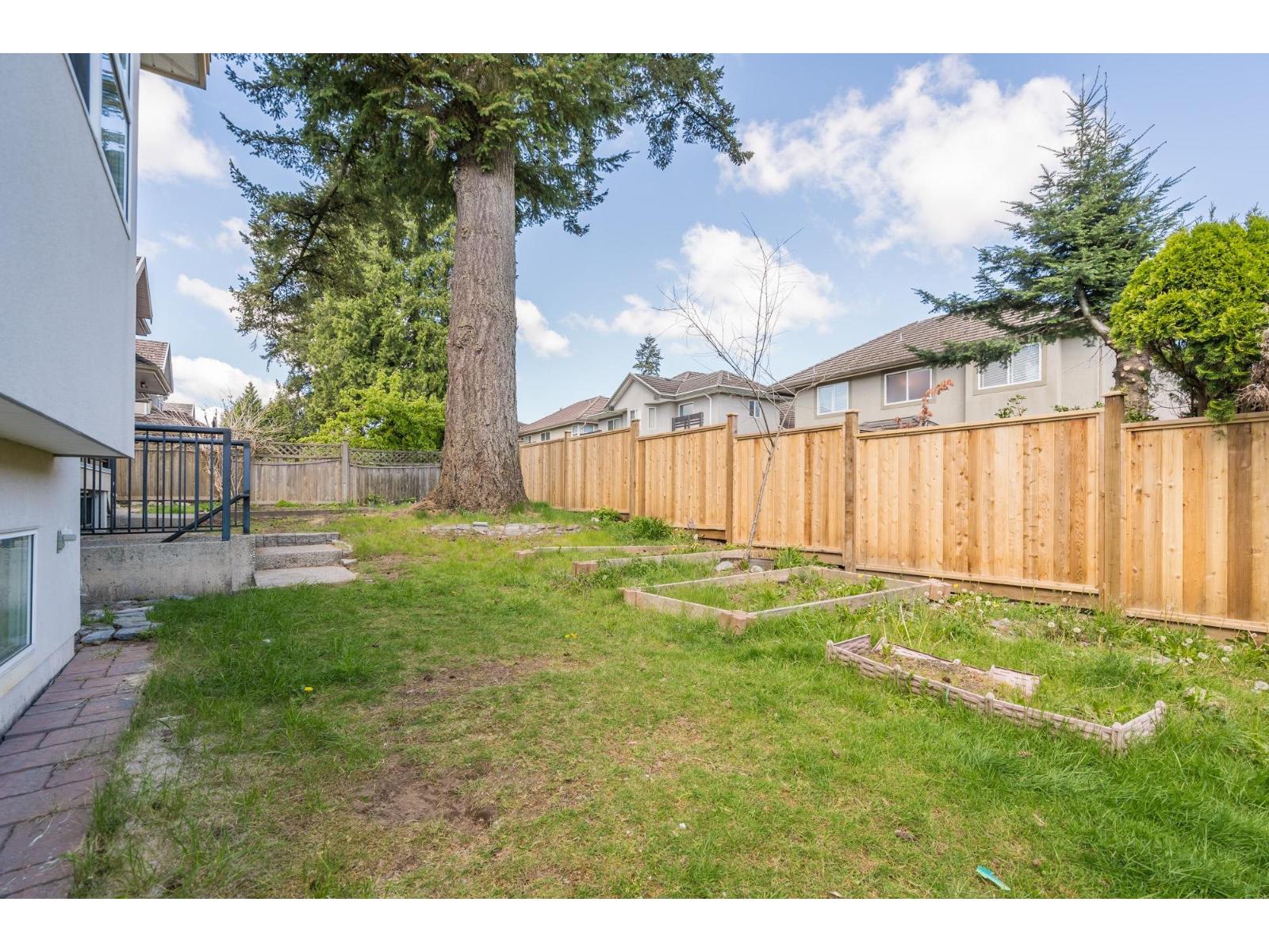 Photo 30 of 16527 108 Avenue, Surrey BC