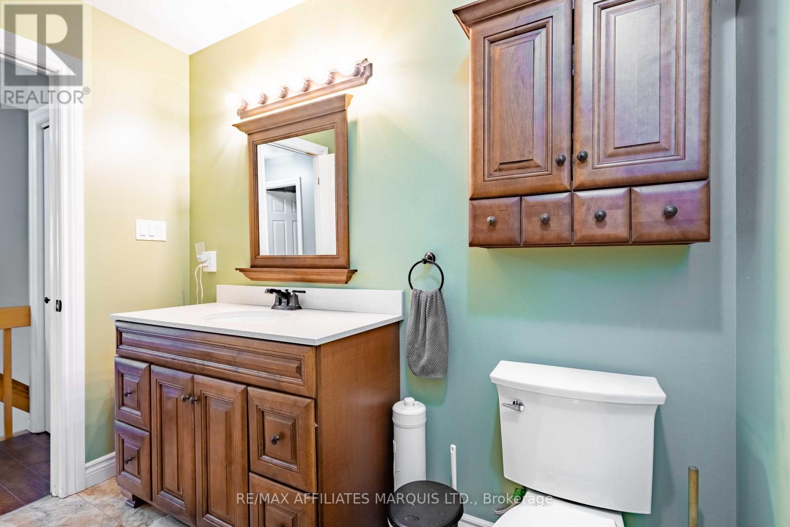 Photo 38 of 584 Kirkwood Street, Cornwall ON