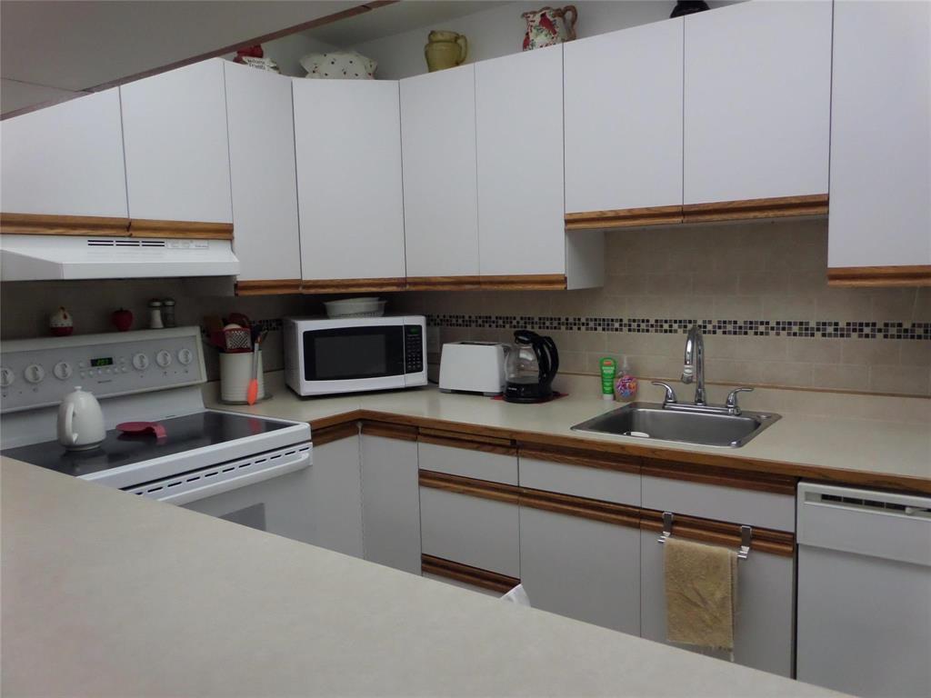 Photo 8 of A 211 3271 Pembina Highway, Winnipeg MB