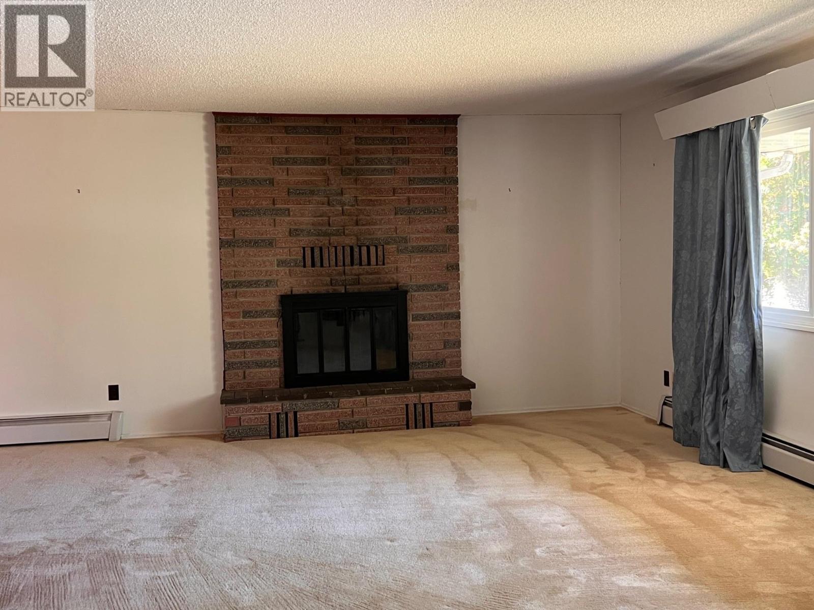 1408 COLUMBIA Drive, Smithers