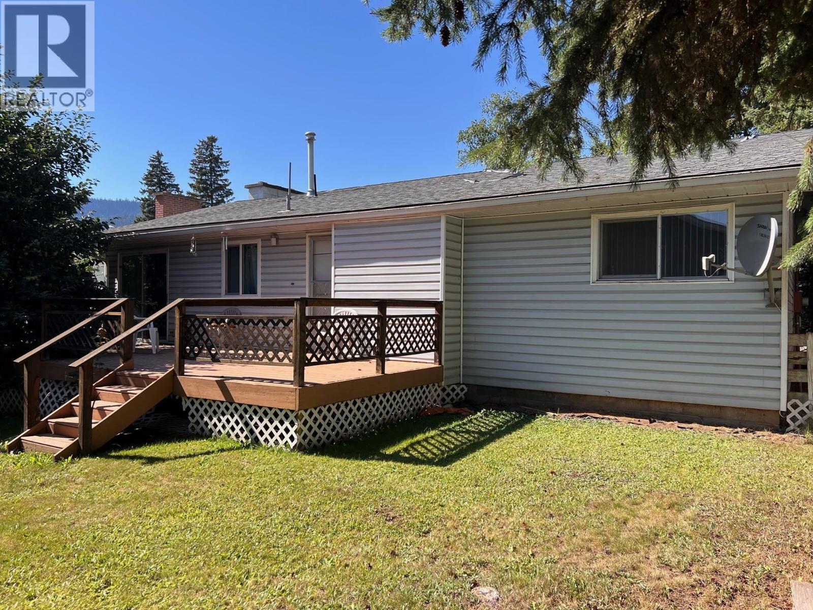 1408 COLUMBIA Drive, Smithers