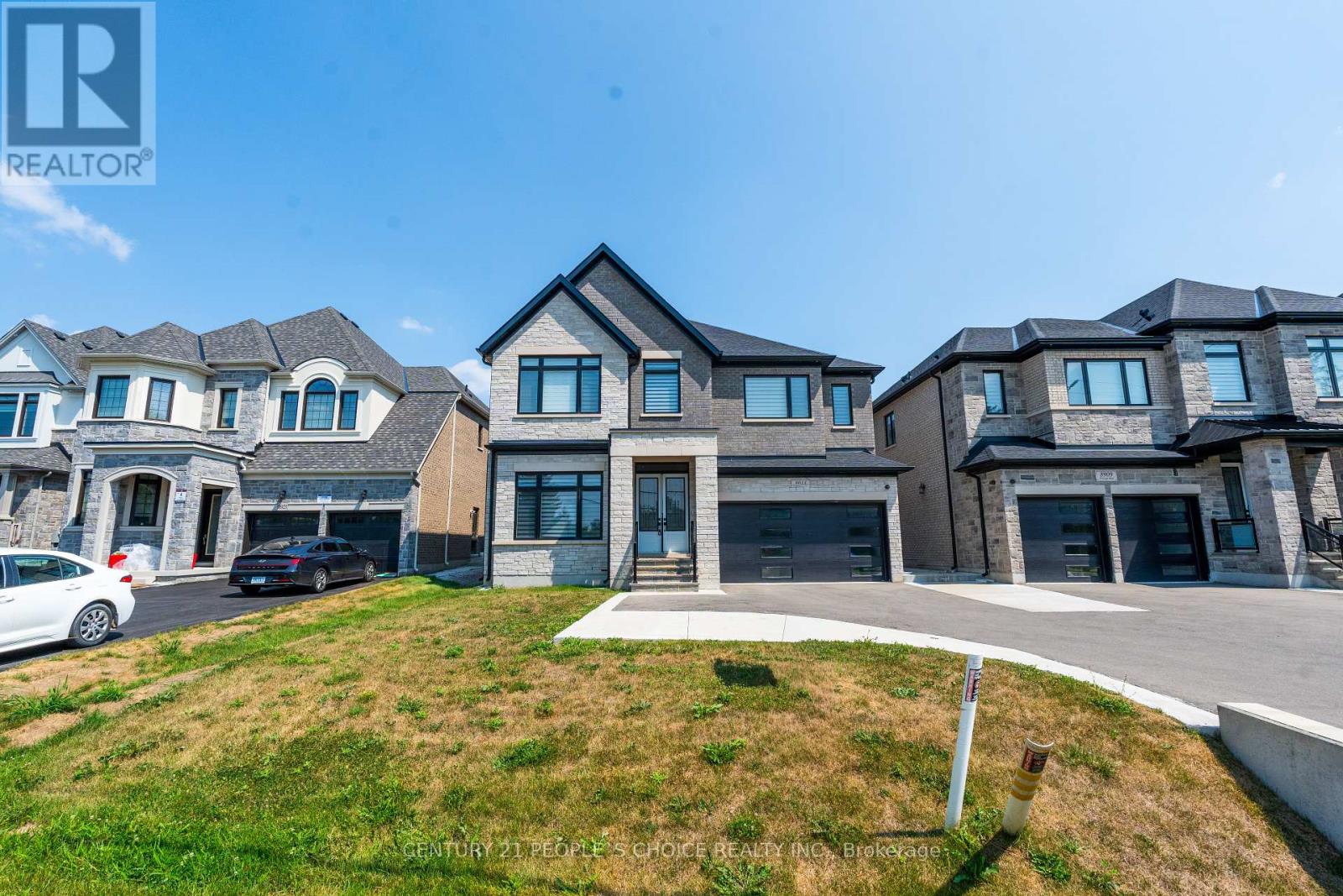 Photo 1 of 8915 Heritage Road, Brampton ON