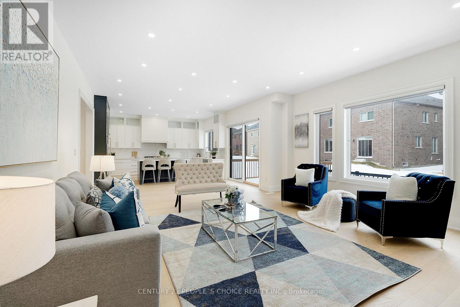 Photo 17 of 8915 Heritage Road, Brampton ON