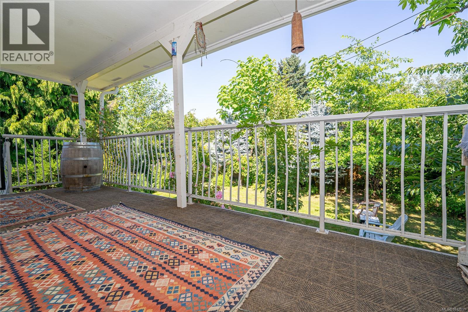 Photo 13 of 5793 Garden St, Duncan BC