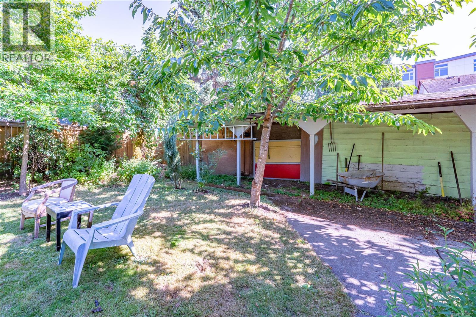 Photo 41 of 5793 Garden St, Duncan BC