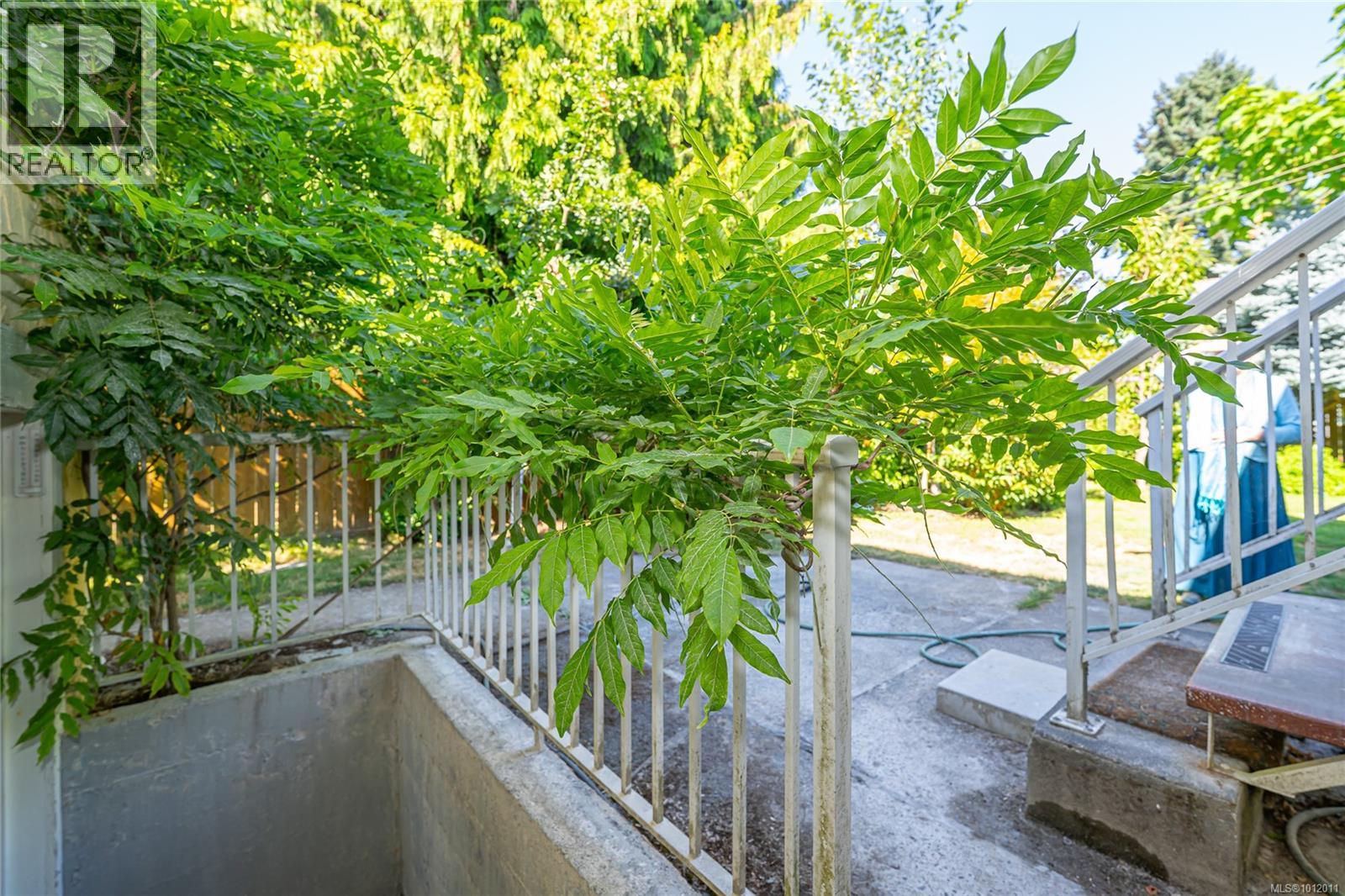 Photo 40 of 5793 Garden St, Duncan BC