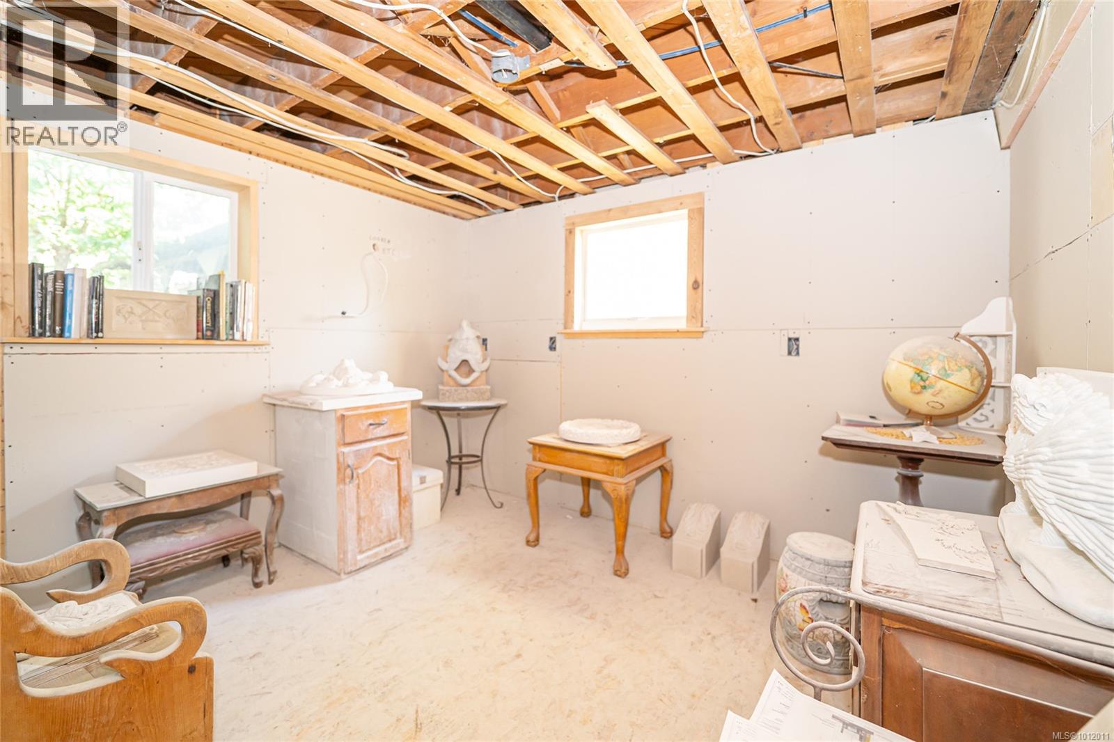 Photo 33 of 5793 Garden St, Duncan BC