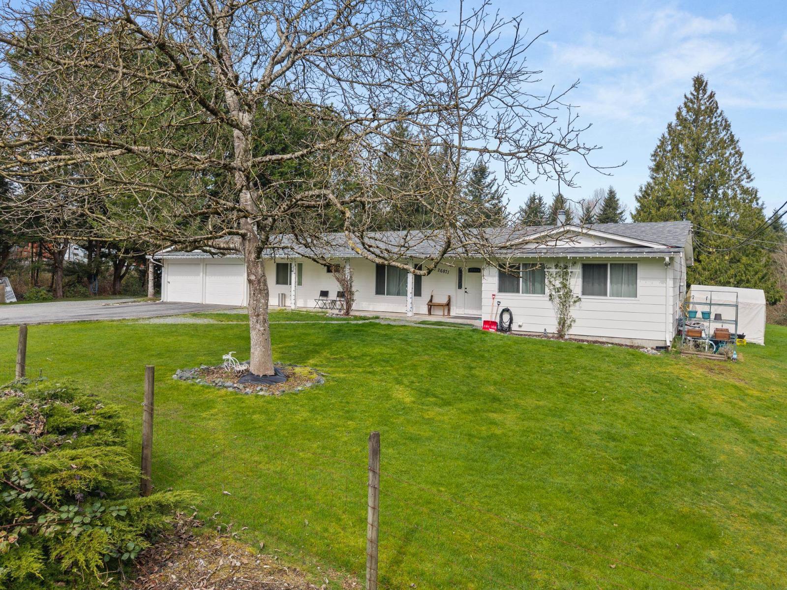 Photo 1 of 26871 58 Avenue, Langley BC