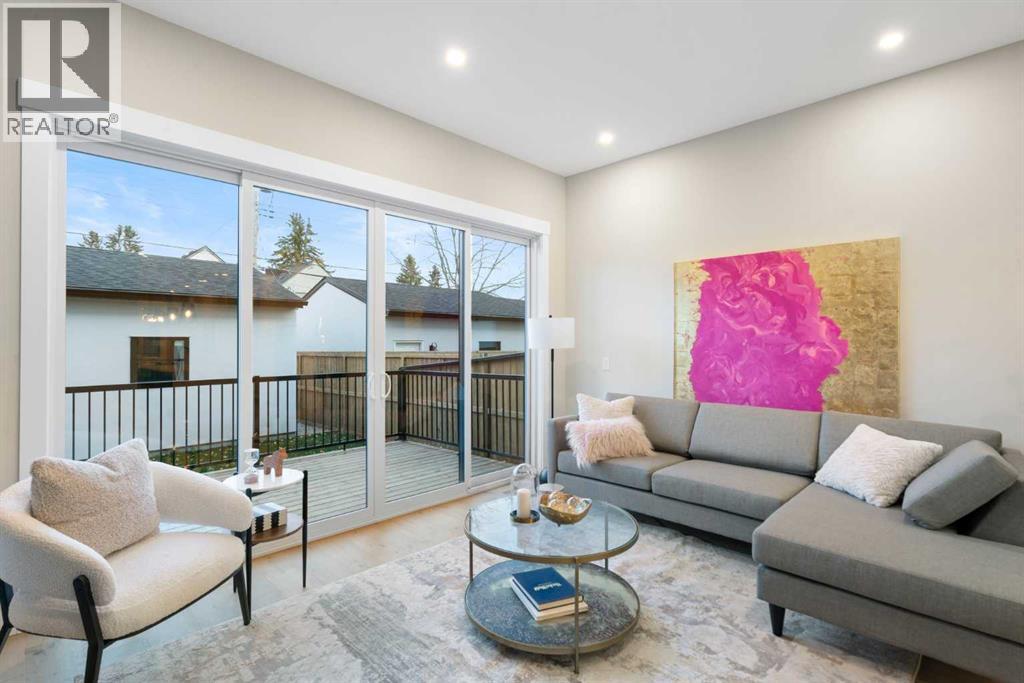 Photo 38 of 2414 35 Street Sw, Calgary AB