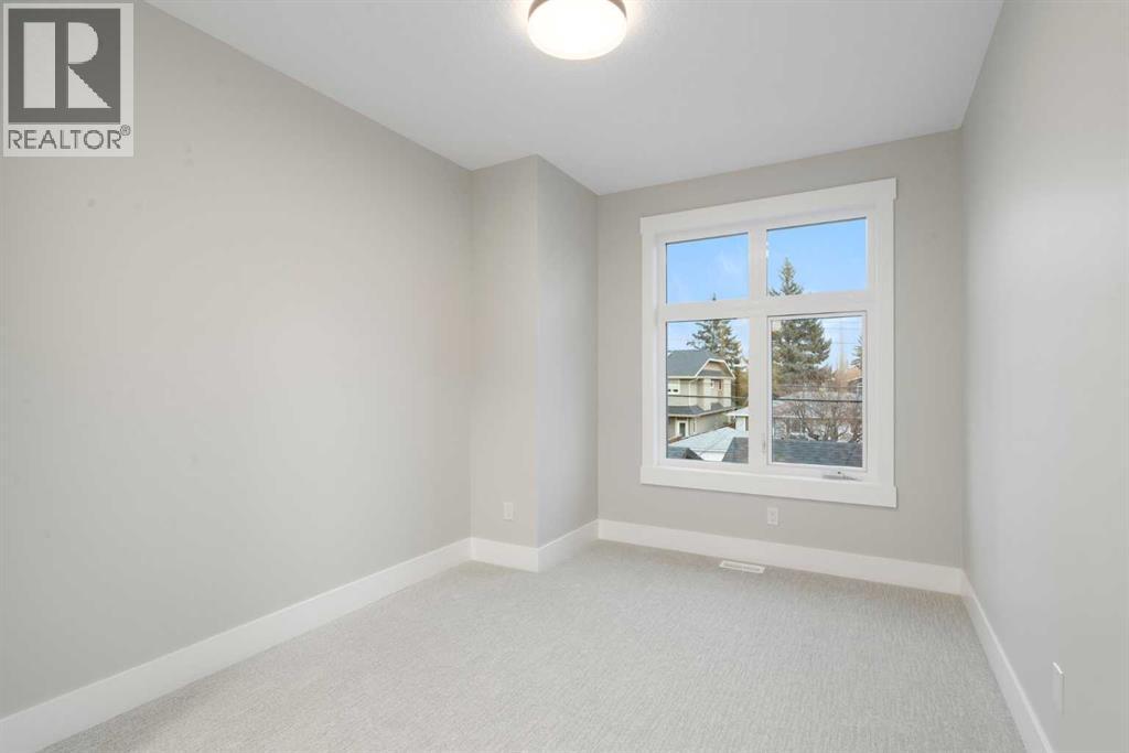 Photo 5 of 2414 35 Street Sw, Calgary AB