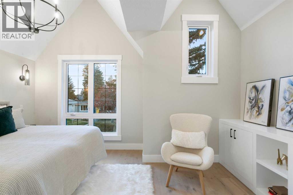 Photo 50 of 2414 35 Street Sw, Calgary AB