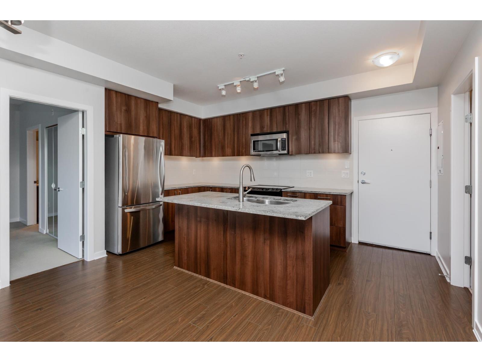 Photo 3 of 215 6460 194 Street, Langley BC