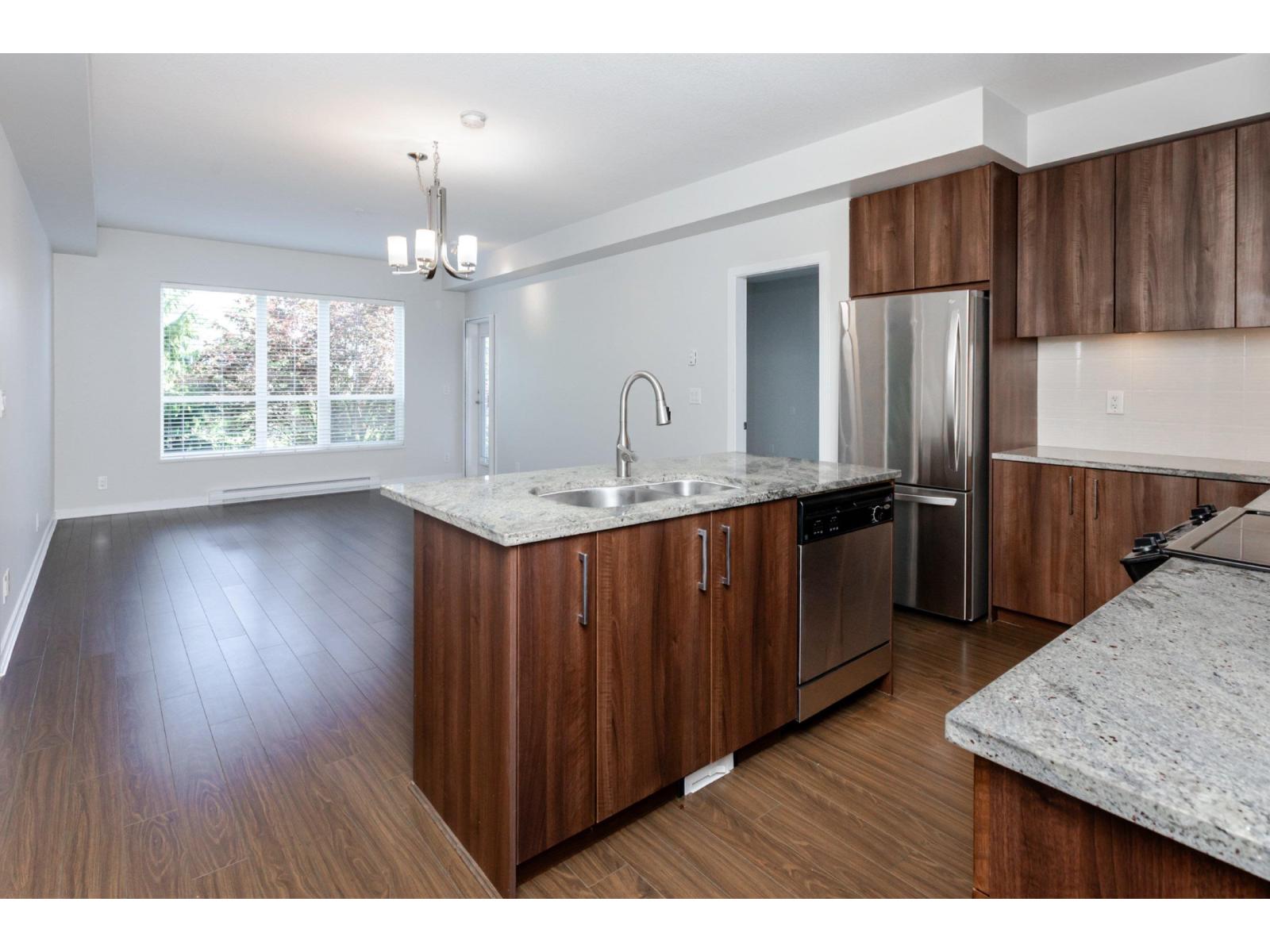 Photo 6 of 215 6460 194 Street, Langley BC