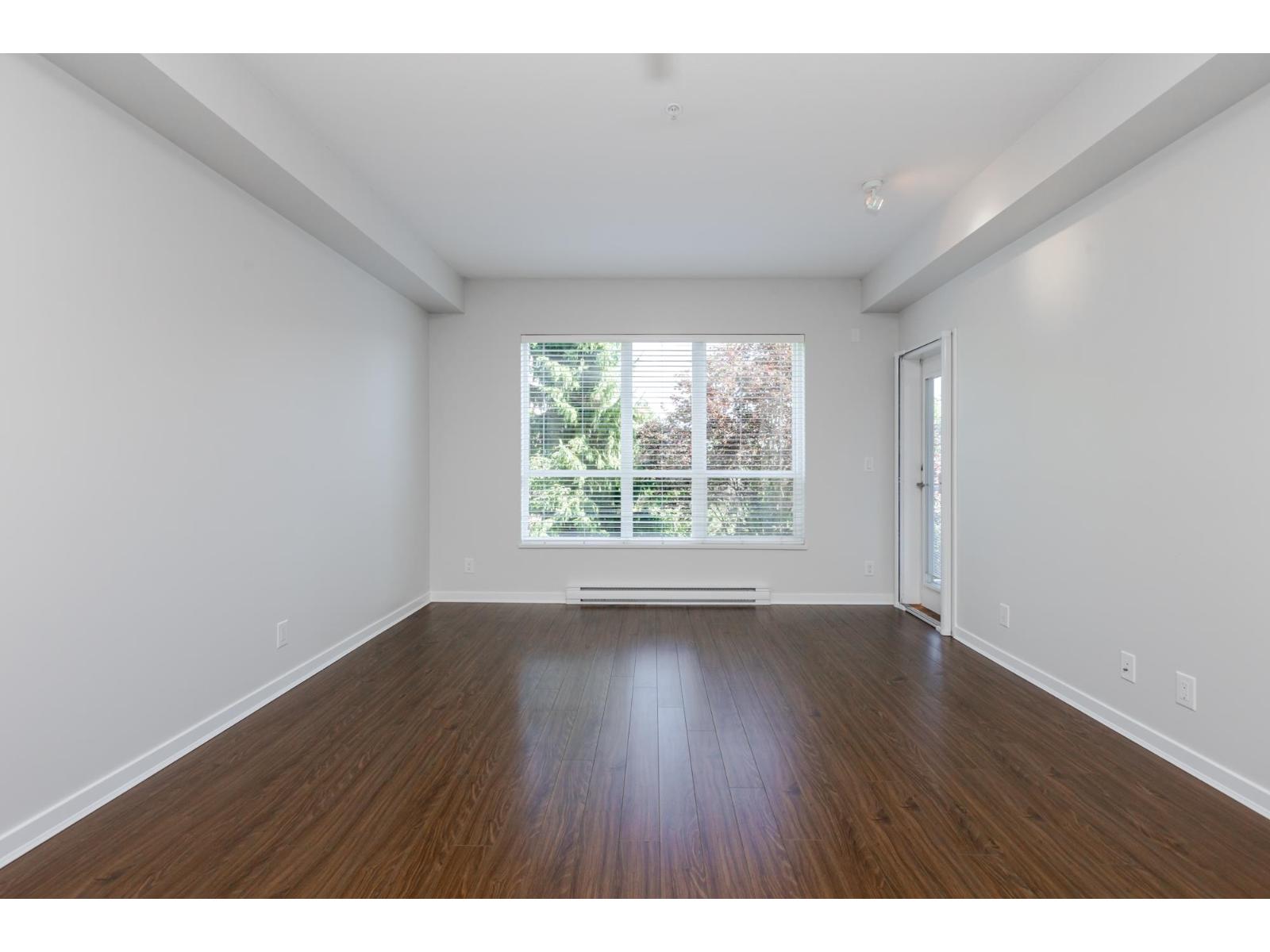Photo 10 of 215 6460 194 Street, Langley BC