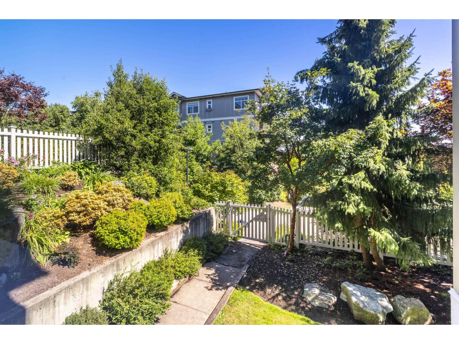 Photo 31 of 215 6460 194 Street, Langley BC
