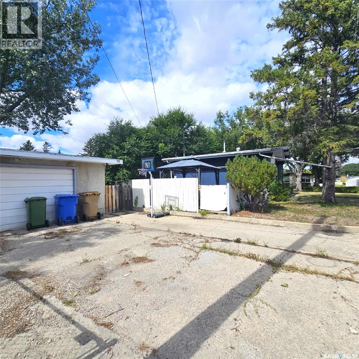 Photo 39 of 102 Carey Street, Regina SK