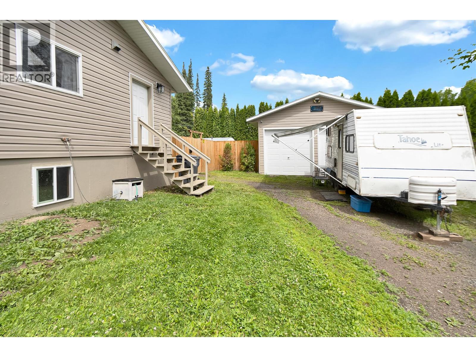 Photo 9 of 3940 Balsum Road, Prince George BC