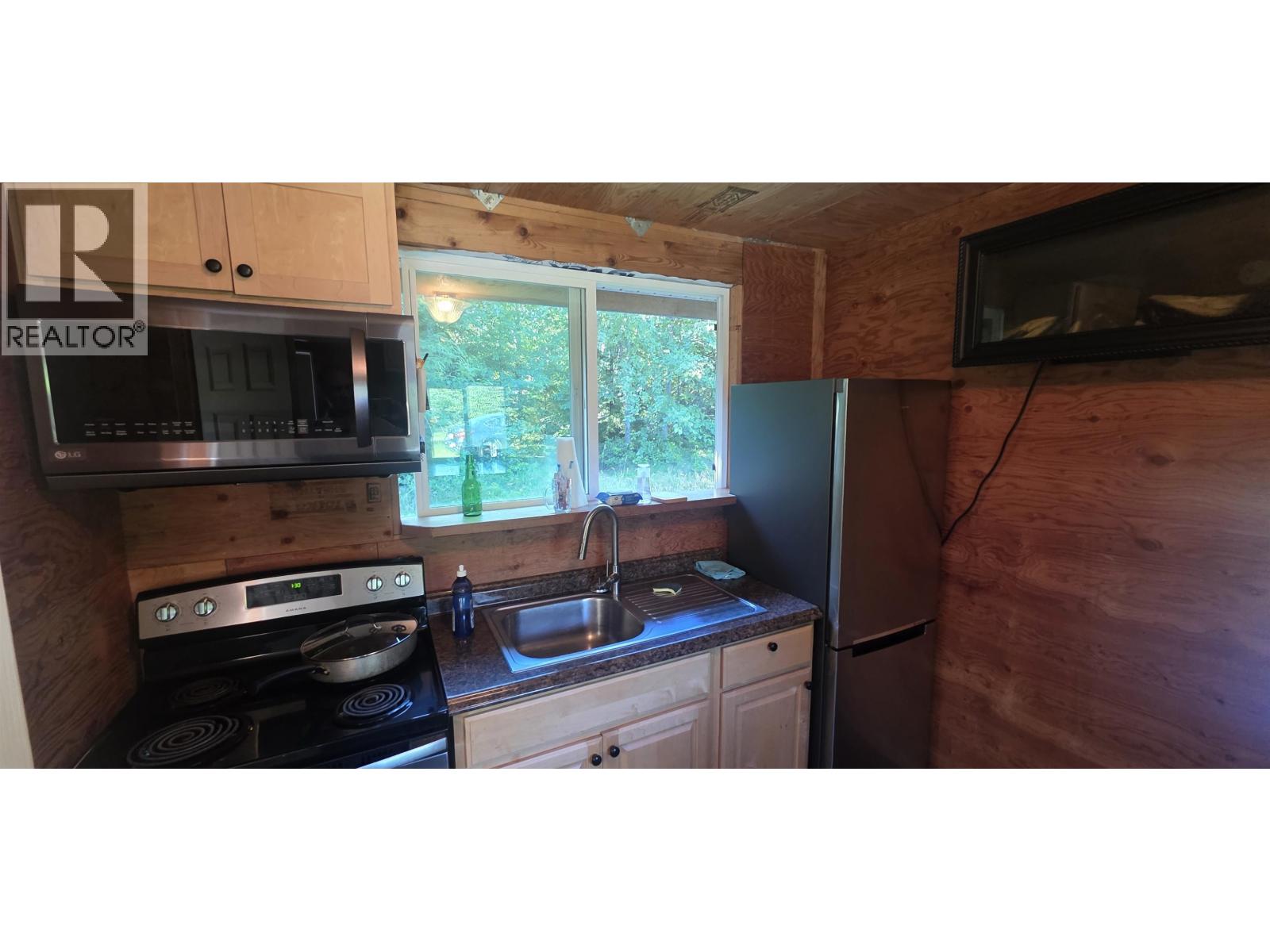 65930 16 HIGHWAY - 8