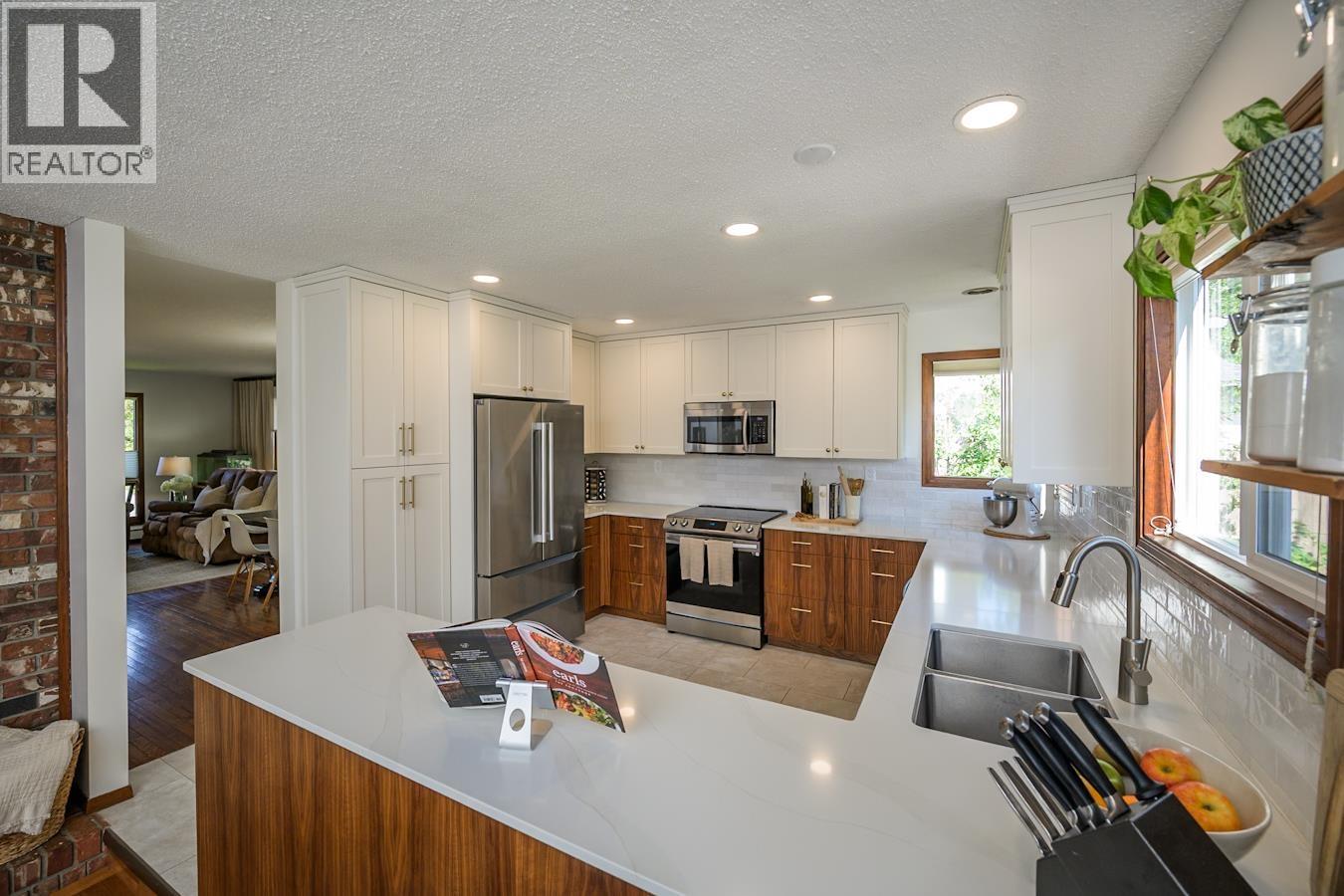 Photo 8 of 5620 Mcgrath Place, Prince George BC