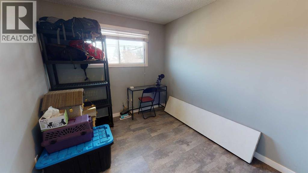 Single Family House Bi-level for Sale in  Ogden Road SE Ogden Calgary 