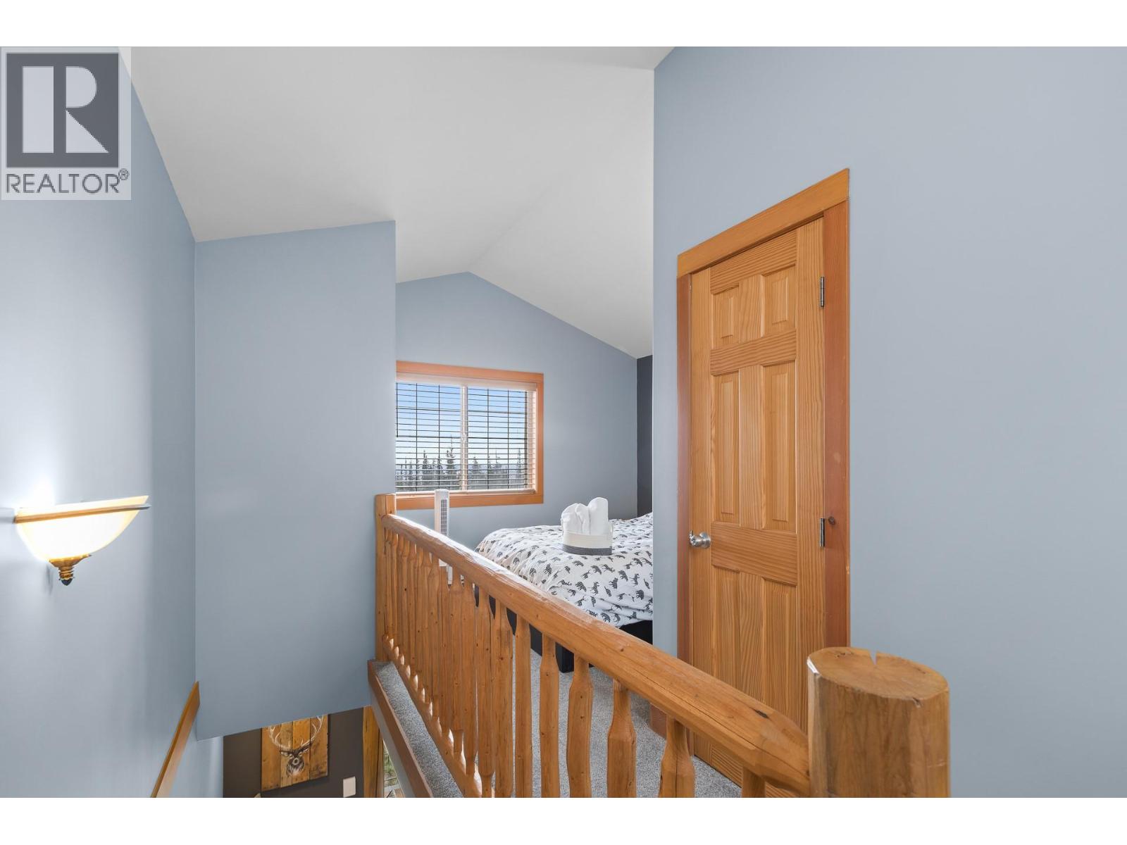16 5015 Snowbird Way, Big White