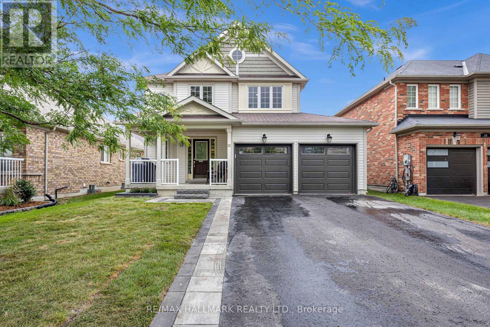 Photo 7 of 22 Carness Crescent, Georgina ON