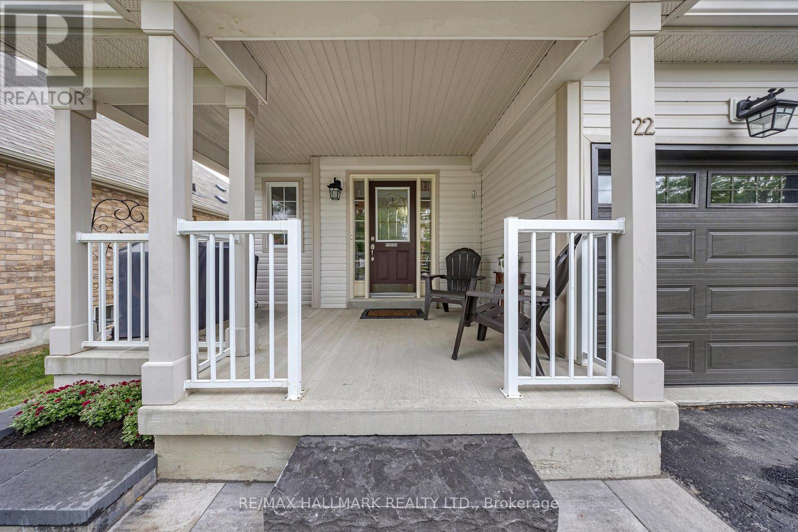 Photo 16 of 22 Carness Crescent, Georgina ON