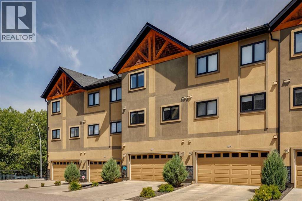 Photo 8 of 407 Valley Ridge Manor Nw, Calgary AB