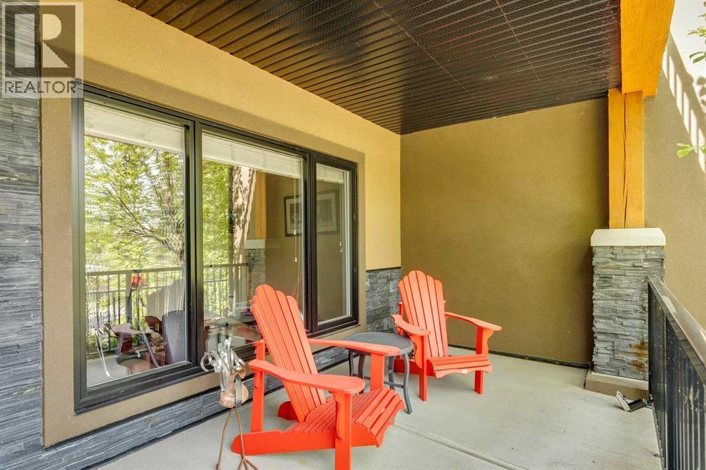Photo 18 of 407 Valley Ridge Manor Nw, Calgary AB