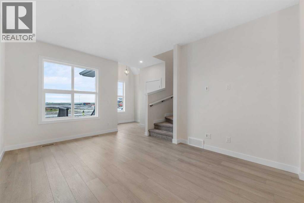 Photo 11 of 499 Homestead Drive Ne, Calgary AB