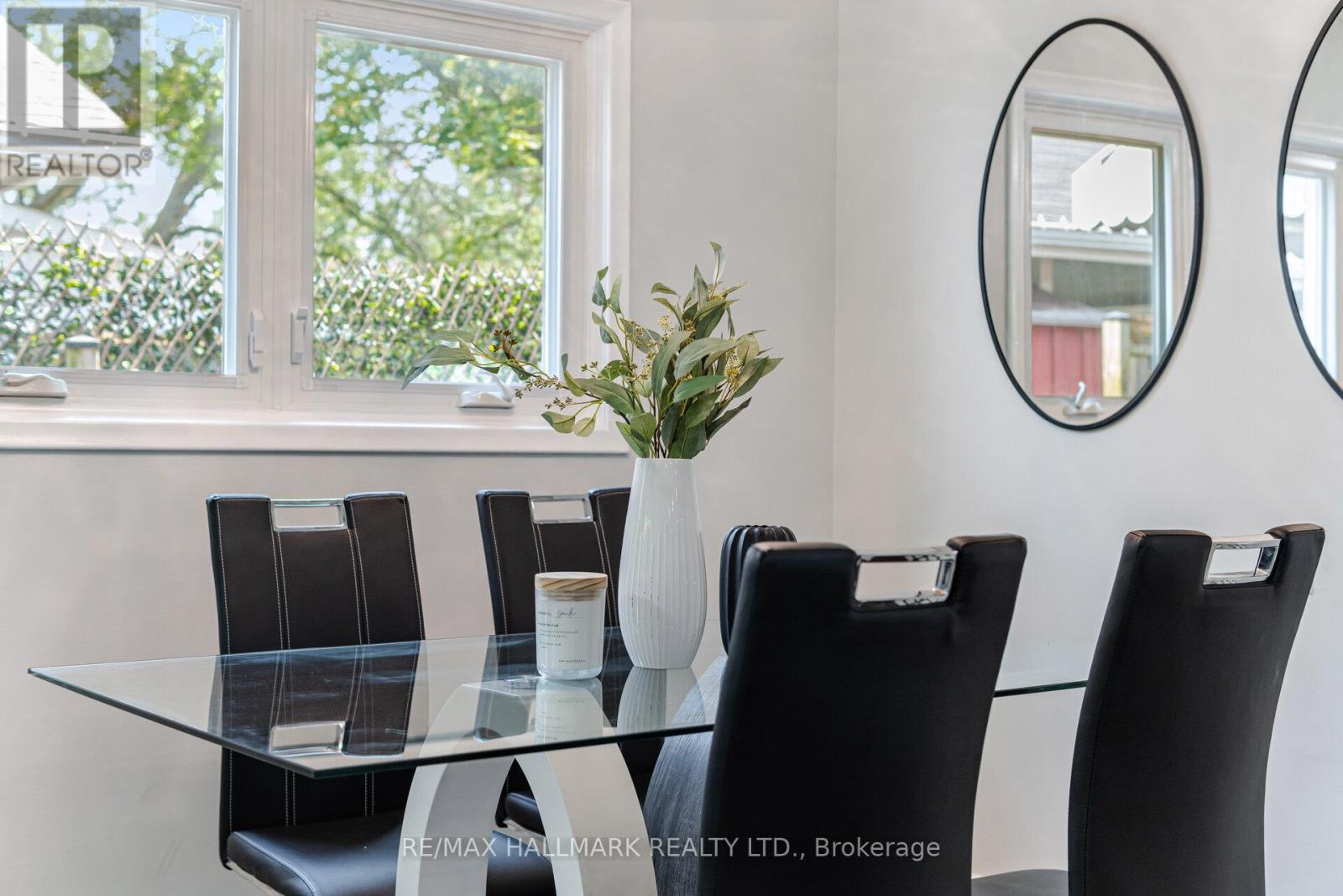 Photo 19 of 47 Marthclare Avenue, Toronto ON