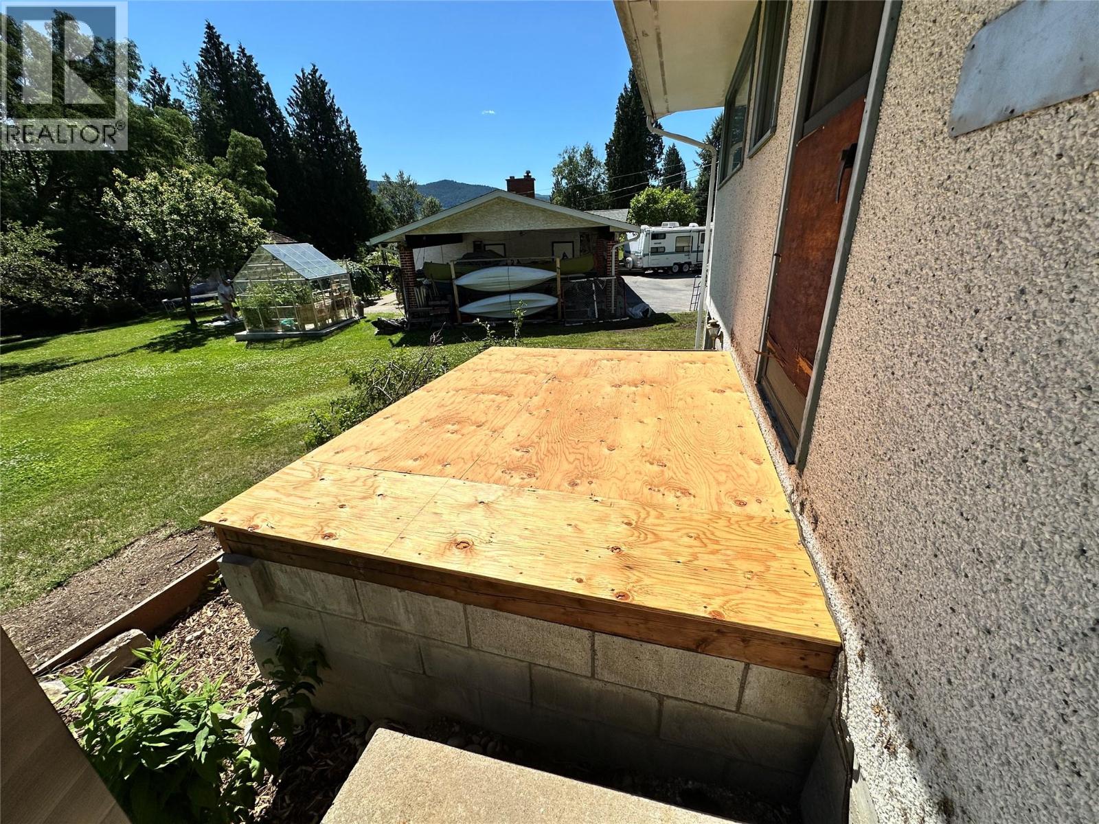 2629 9TH Avenue, Castlegar