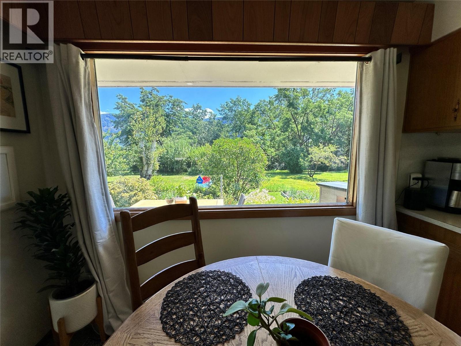 2629 9TH Avenue, Castlegar