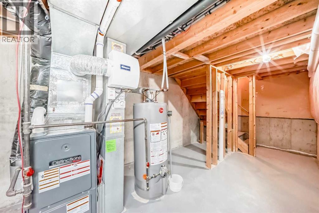 Photo 5 of 244 Shawinigan Drive Sw, Calgary AB