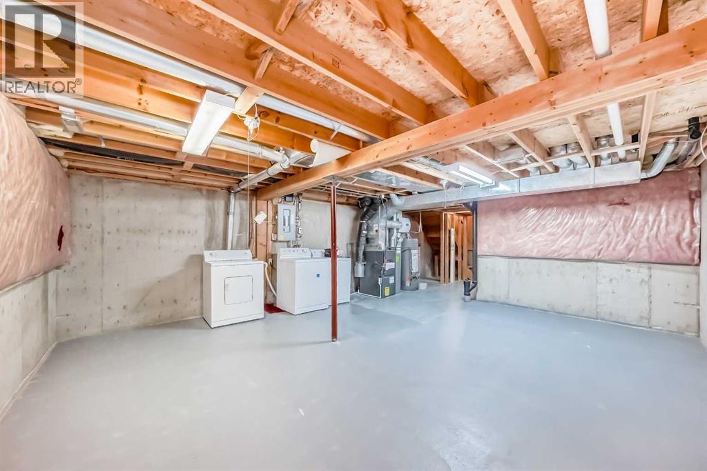 Photo 12 of 244 Shawinigan Drive Sw, Calgary AB