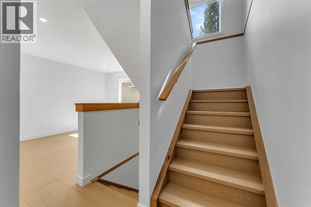 Photo 14 of 104 6915 Ranchview Drive Nw, Calgary AB